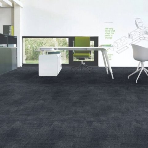 אריחי שטיחים שחורים למשרדים